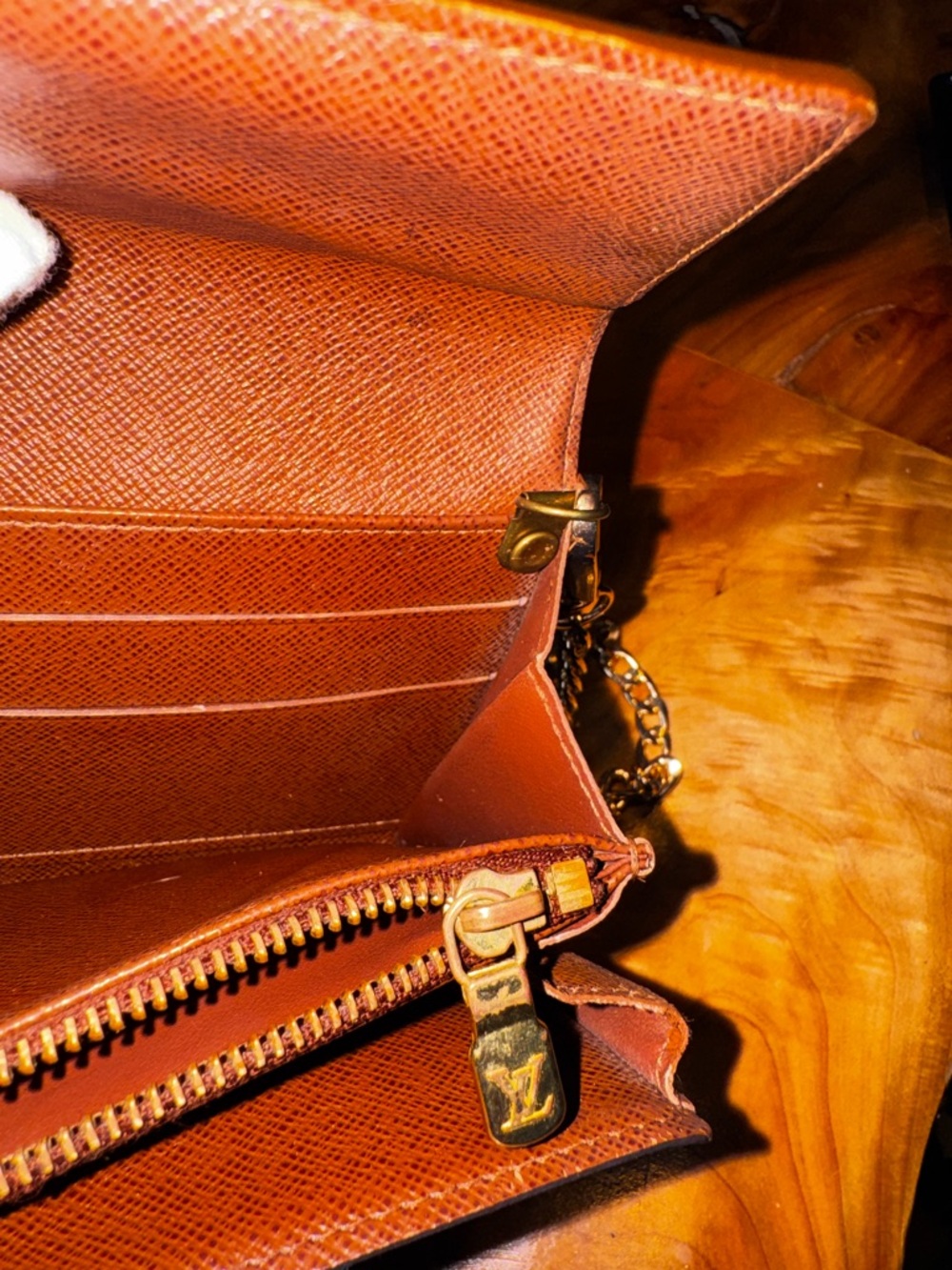 Louis Vuitton monogram long Sarah wallet brown/gold converted Crossbody 2009 - Picture 17 of 17